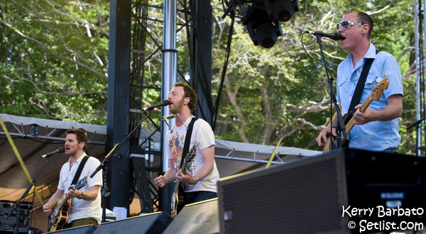 090705-030-Guster