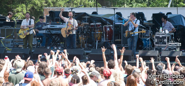 090705-063-Guster