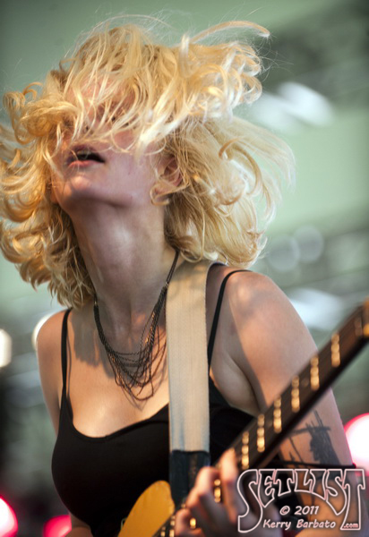 110602-070-ThoseDarlings