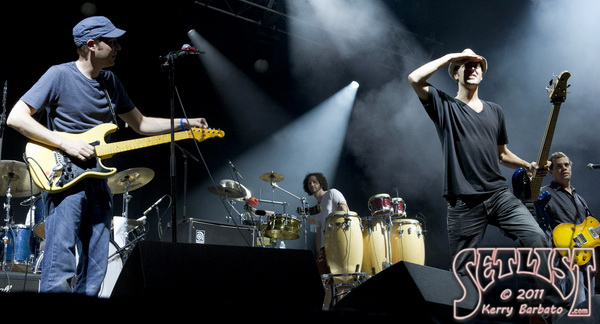 110602-369-UmphreysMcGee