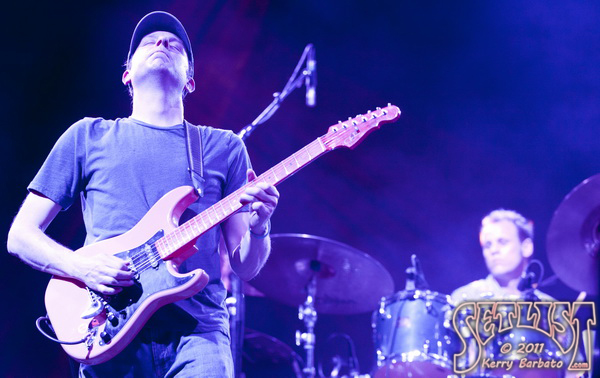 110602-465-UmphreysMcGee