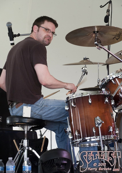 110604-057-FamilyGrooveCompany