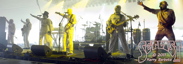 110605-137-HereComeTheMummies