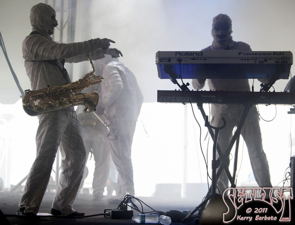 110605-155-HereComeTheMummies