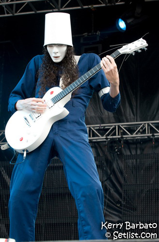Buckethead