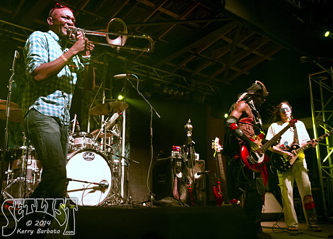 YoMamasBigFatBootyBand