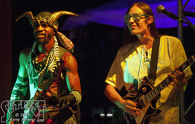 YoMamasBigFatBootyBand