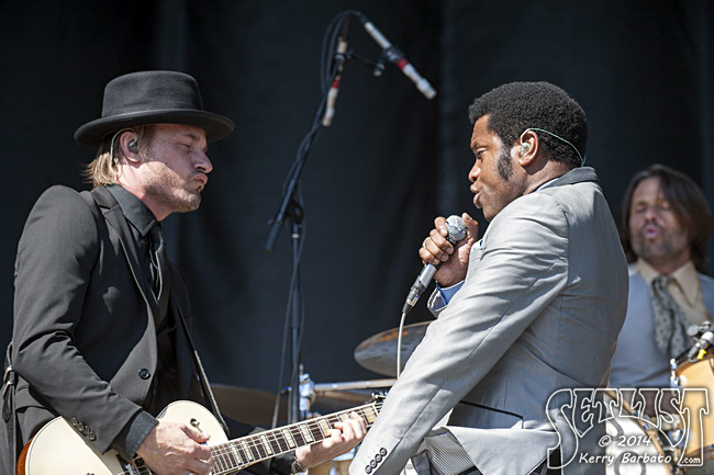 VintageTrouble