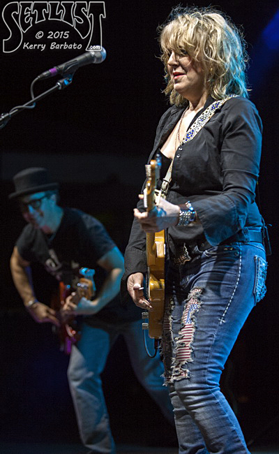 LucindaWilliams