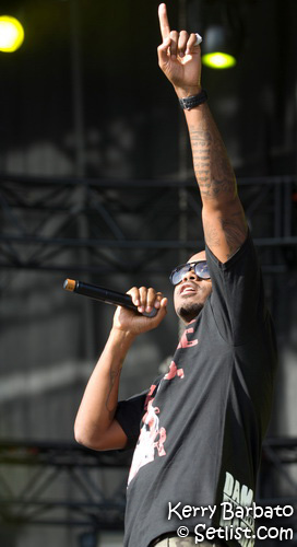 090703-159-DamianMarley