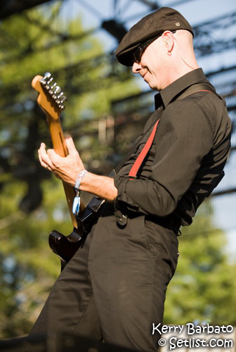 090703-238-FloggingMolly